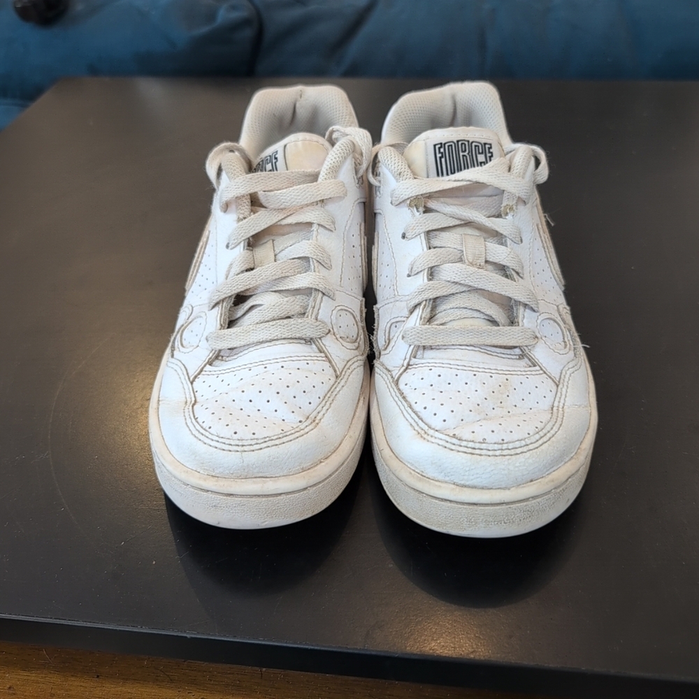 Nike Size 6Y Son Of Force (GS) 615153-109 Youth White Athletic Sneaker Shoes - Picture 2 of 5